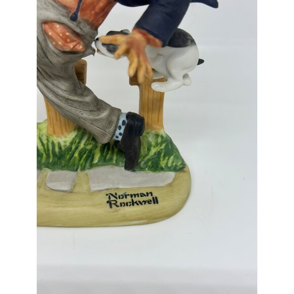 Norman Rockwell Caught in the Act Porcelain Figurine 1980 Danbury Mint - Picture 4 of 5